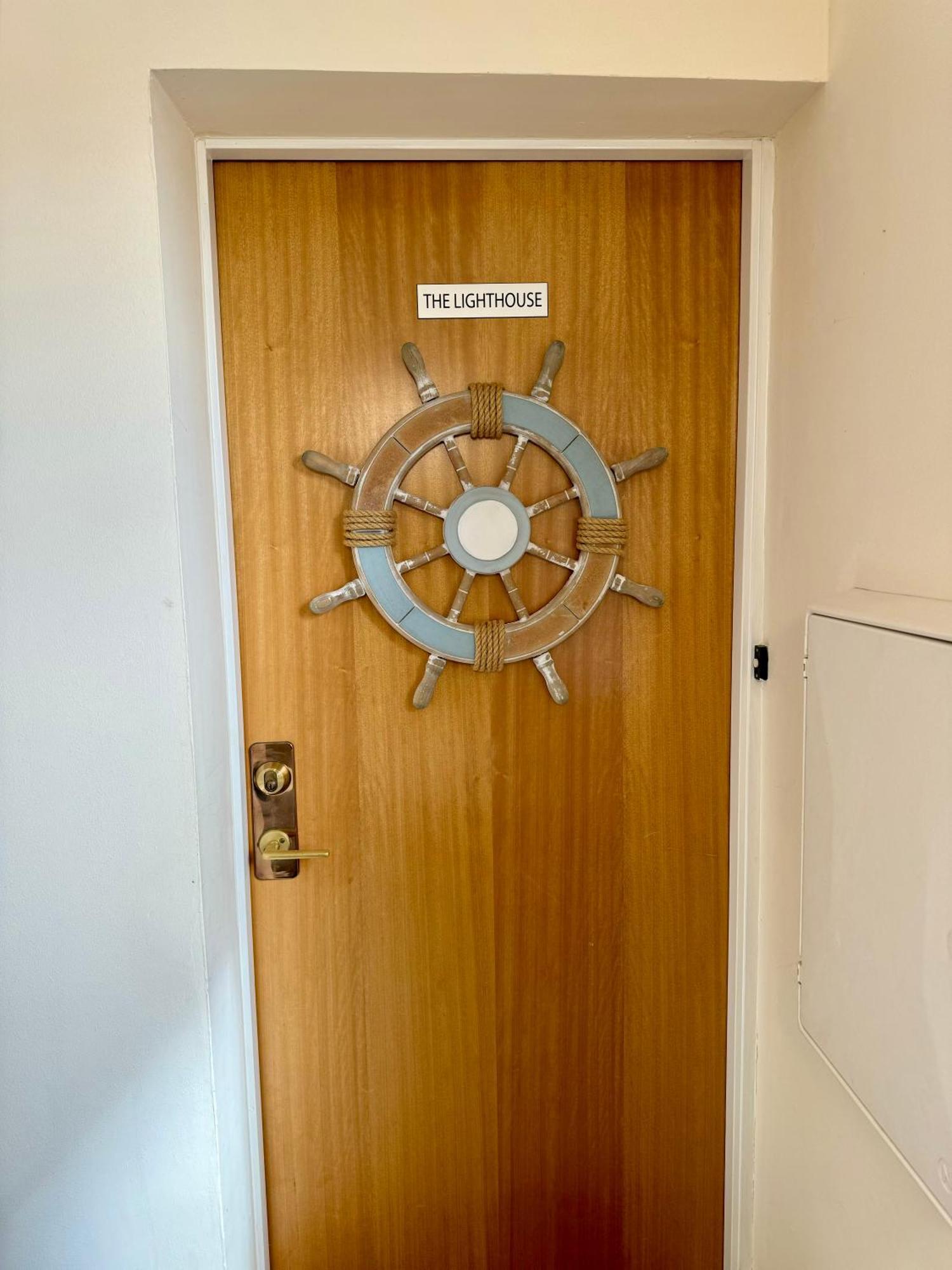 The Lighthouse Apartment *