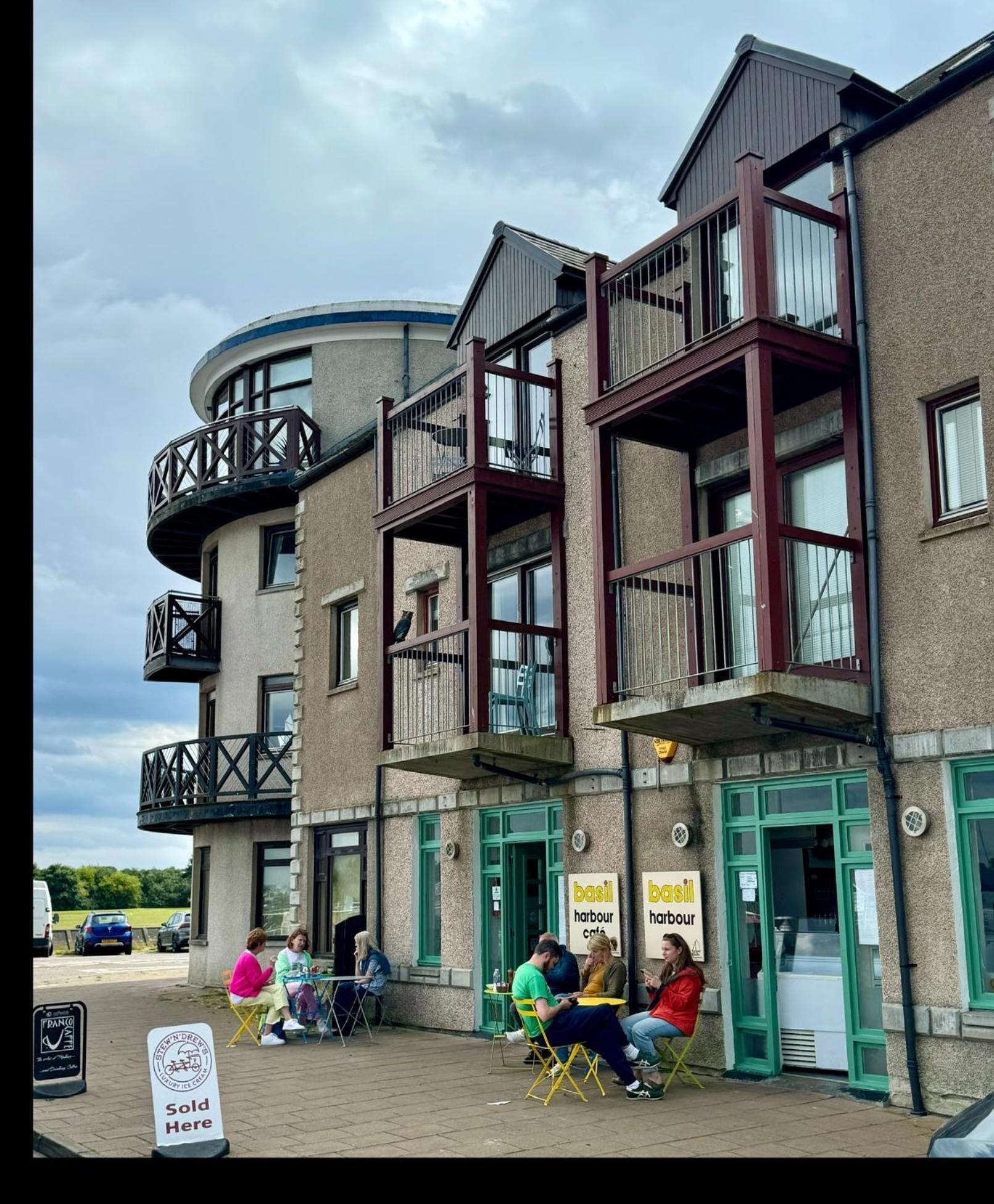 The Lighthouse Apartment